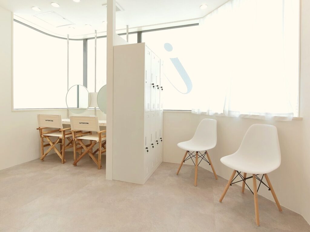 アイブロウサロン i. 阪急茨木店の写真(大阪府茨木市)